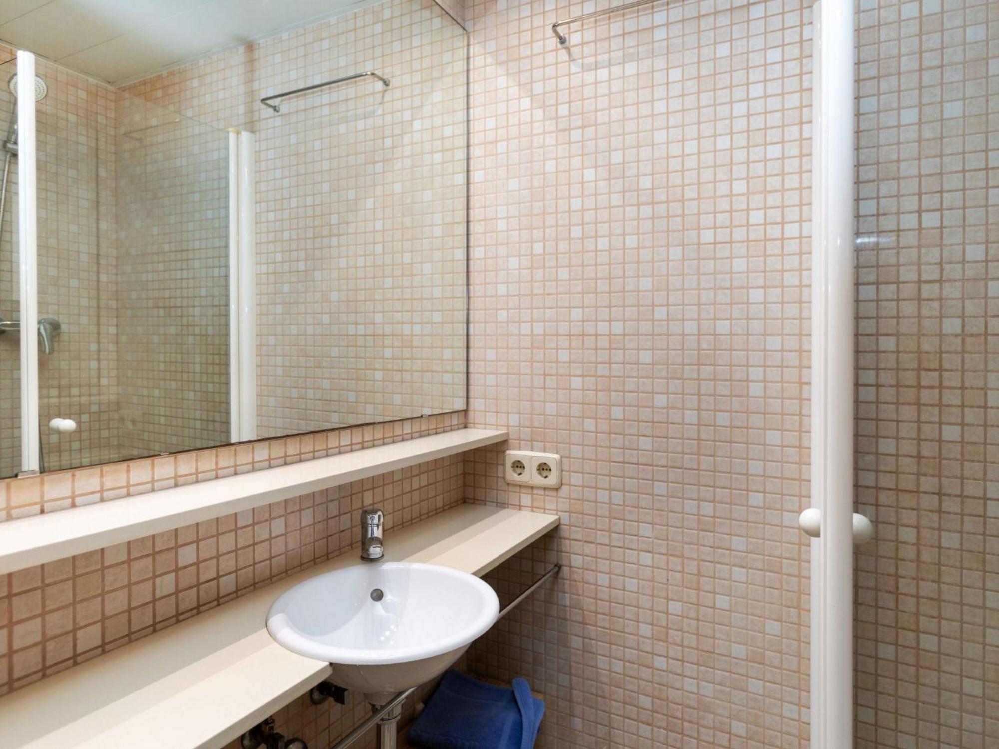 Sants-montjuic Rambla Badal By Interhome Apartament Barcelona